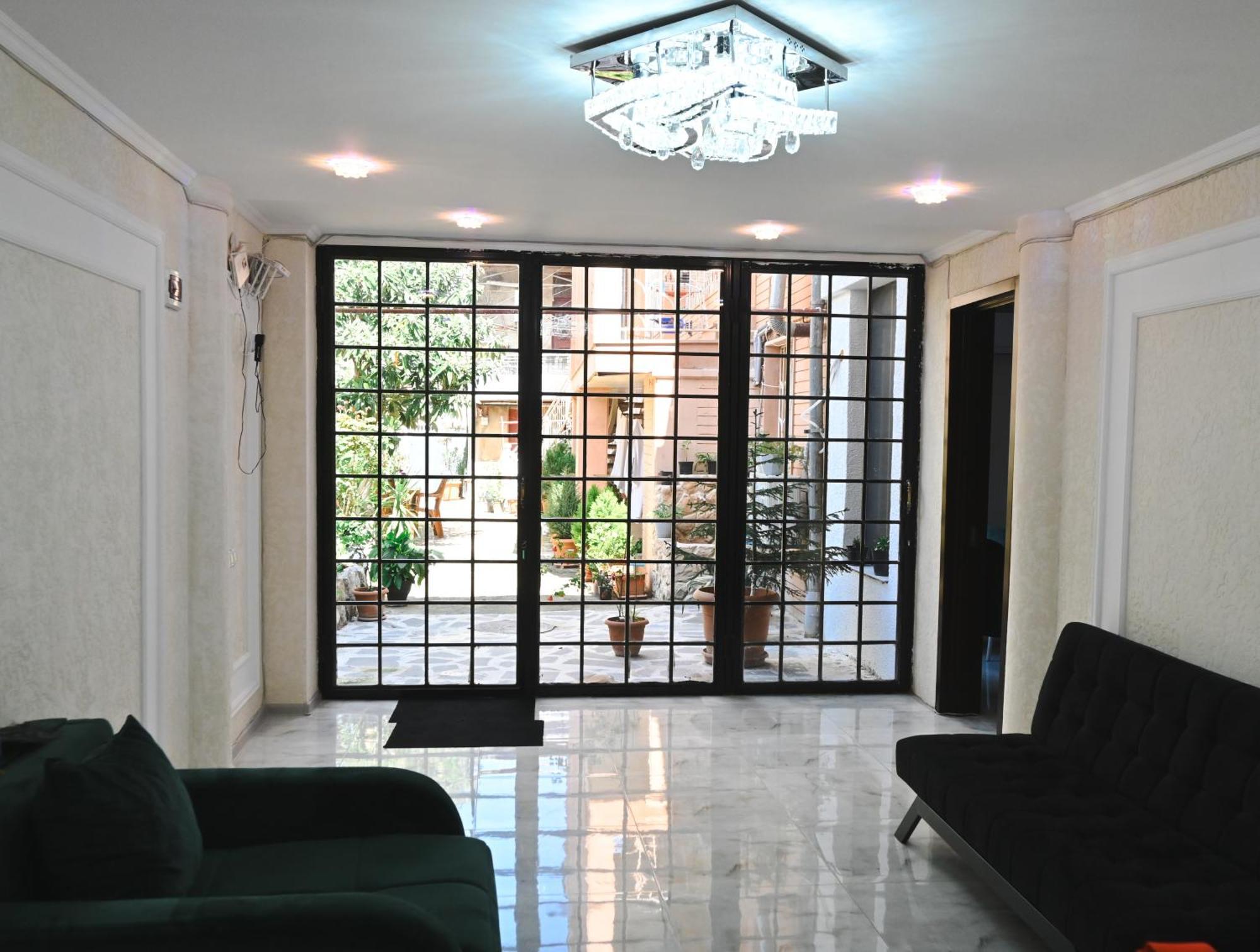 Jerusalem Hotel 쿠타이시 외부 사진