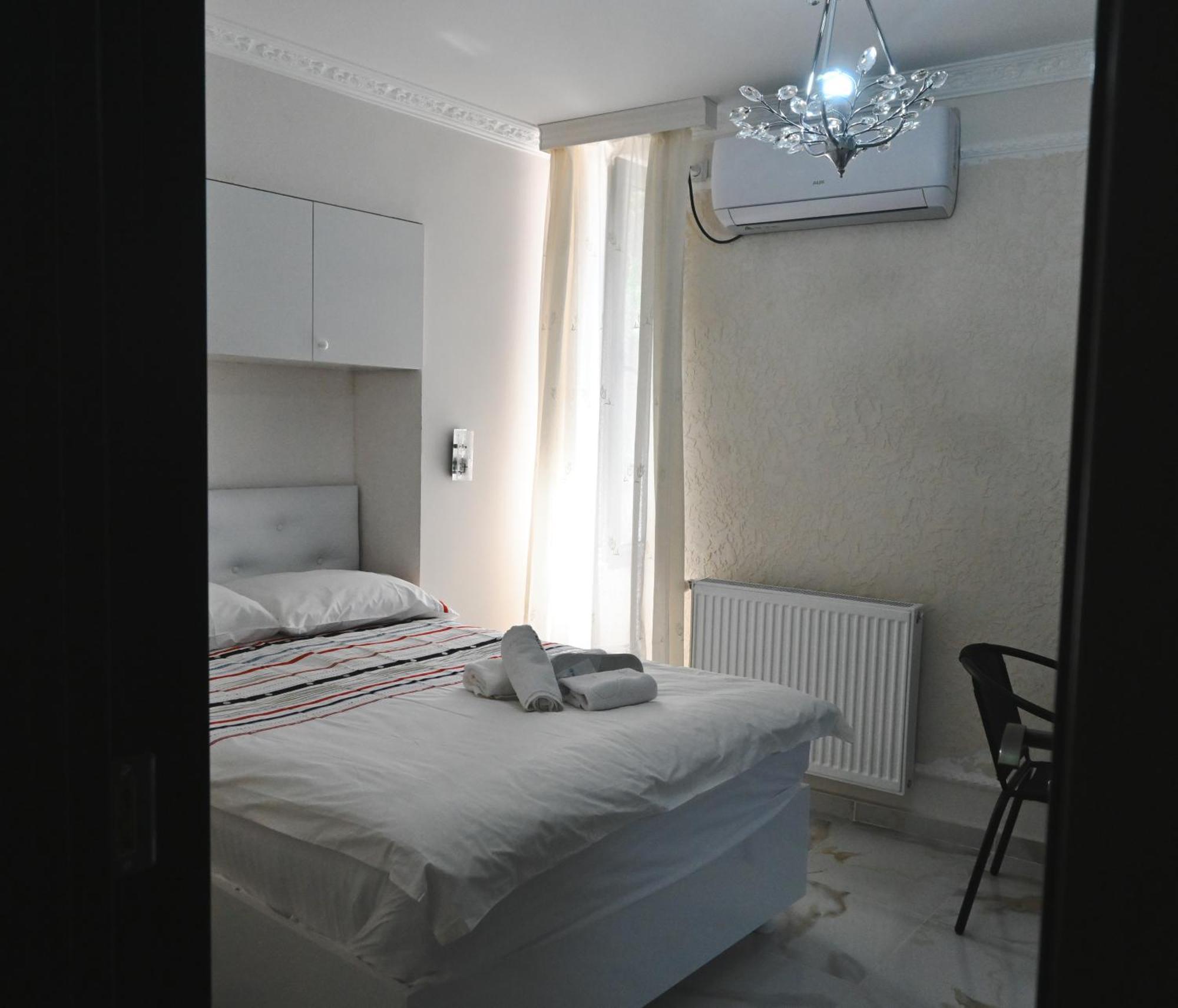 Jerusalem Hotel 쿠타이시 외부 사진