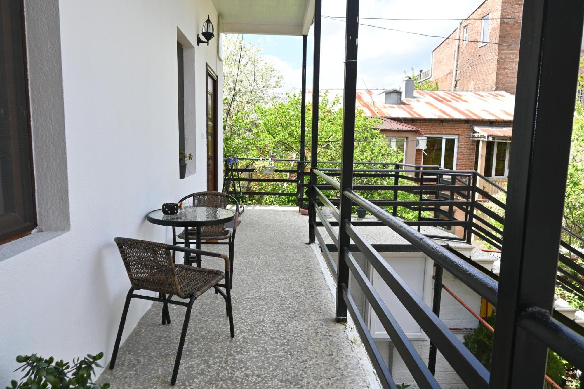 Jerusalem Hotel 쿠타이시 외부 사진